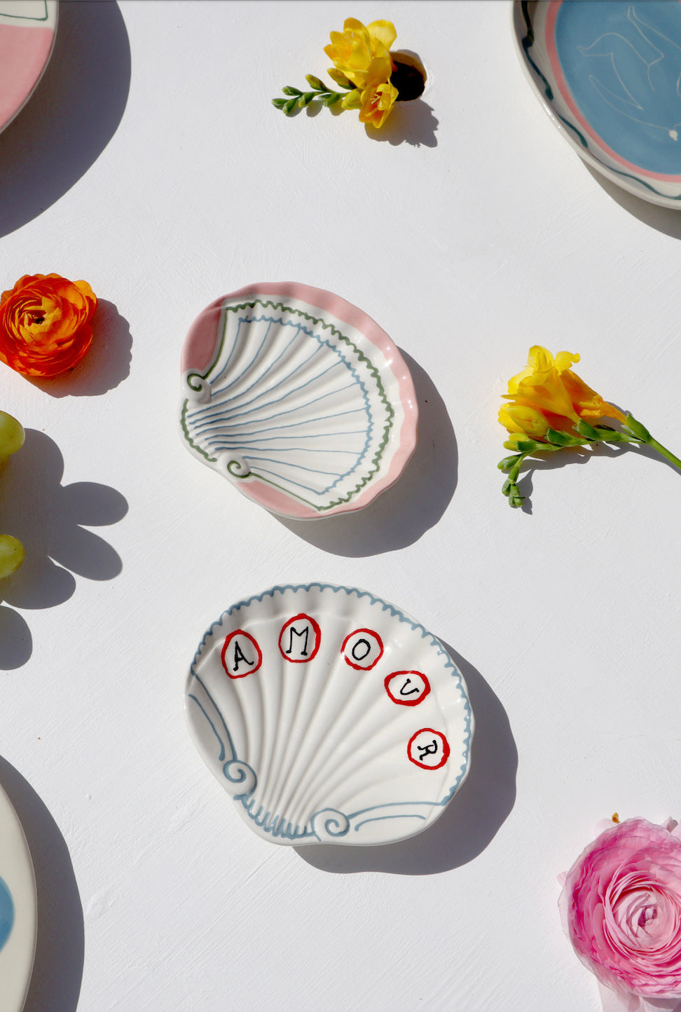 Set of 2 Amour Shell Dishes