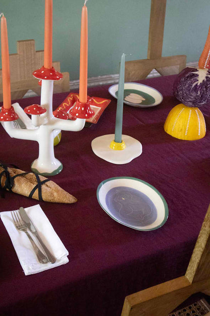 The good egg Candleholder